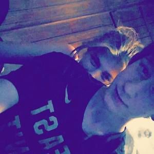 Meet your Posher, Danyelle